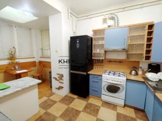 Без комісіі!!! Продається 2 кімнатна, роздільна квартира на Печерську 