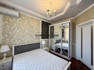 Продаж 3-кімнатної квартири м. Голосіївська за адресою вул. ...
