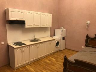 В продаже смарт квартира в центре города, ул. Нежинская