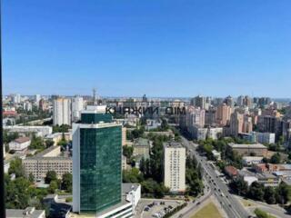 Продається квартира у мальовничому районі Шевченкiвського р-ну, Київ. 