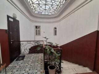 Трехкомнатная квартира в центре