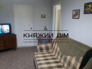 Оренда 2 кімнатна квартира в Святошинському районі, вул. ...