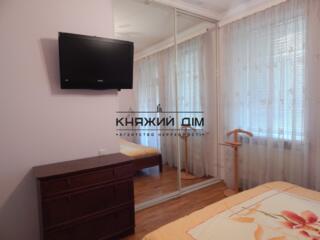 Продаж 3 кімнатна квартира в Печерському районі, бульвар Марії ...