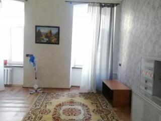 Продам комнату в районе Оперного театра