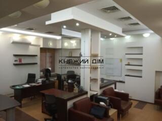 Офис 50 кв.м в Дипломат Холл на ул. Жилянской код объекта 23727