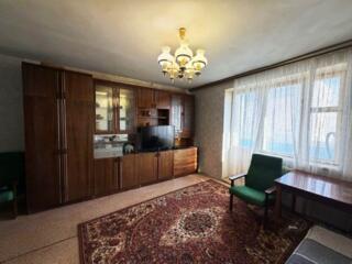 Продам отличную 1-ком. квартиру в кирпичном доме на Академ. Королёва.