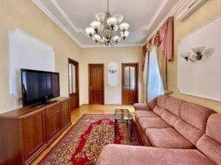 3-комн. квартира 80м² в стиле «КЛАССИКА» Екатерининская / Жуковского