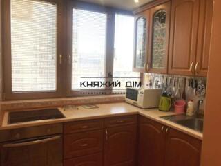 Пропонується в оренду однокімнатна квартира в центрі міста  за ...