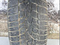 Одна зимняя шина 215х65х16 100 лей