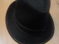Стильная новая черная шляпа