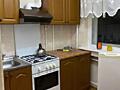 Se oferă spre chirie apartament cu 2 camere + balcon.