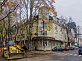 Se vinde apartament cu 4 camere, sectorul Centru, strada M. Eminescu. 