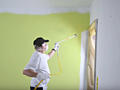 Покраска стен и потолков краскопультом. Малярные работы