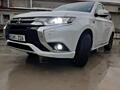 Mitsubishi Outlander PHEV electrica+benzin