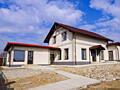 Vânzare casă cu teren de 8 ari în raionul Ialoveni. Suprafața de 180 .