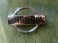 Продаю знак Nissan