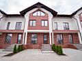 Spre vânzare casă modernă de tip TownHouse 180 m2 în orașul Durlești .