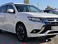 Mitsubishi outlander PHEV se vinde.