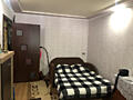 Продам простору однокімнатну квартиру на Бочарова.