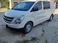 Hyundai h-1, грузопассажир на молд. номерах