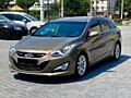 Продам Hyundai i40, 1.7 дизель 2012 год