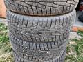 Продам комплект зимней резины 195/60 R15