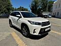 Toyota Highlander Hybrid 2017г/в