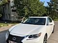 Продам белоснежный Lexus ES300h, 2013 года, 100 т. миль