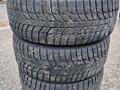 Продам комплект зимней резины 205/55 R16