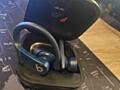 Продам наушники powerbeats pro