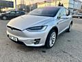 Tesla Model X 90D