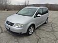 Volkswagen Touran 2.0 TDI. 2006 г. в. Свежепригнана!