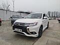 Mitsubishi outlander phev 2018