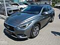 Infiniti Q30
