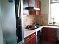 В продаже двухэтажный дом общей площадью 229 м.кв. расположеный на 13 