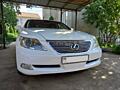Продаю Lexus LS460