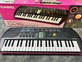 Продам новый цифровой синтезатор Casio SA-78 Black/Pink