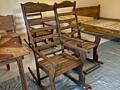 Кресло качалка деревянная