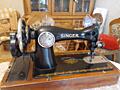 Продам ручную швейную машинку Singer 1932 г. Машинка полностью рабочая