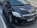 Продам Toyota auris hybrid 2010г
