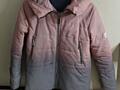 Продам демисезонную куртку.