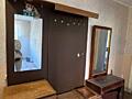 Продам прихожую и трюмо