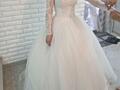Продам свадебное платье (торг уместен)