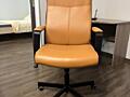 Продам новый офисный стул