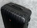 Большой чемодан Wenger Travel.