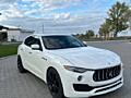 Maserati Levante, MD номе, полный привод, роскошный салон, мотор Ferrari