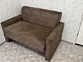 Продам компактный и универсальный диван.