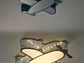 Продам НОВУЮ люстру самолет
