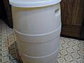 Бочка пластмассовая, пищевая, 60 литров, бутыль 10 литровый.