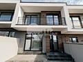 Se oferă  spre chirie un townhouse spațios și modern, ...